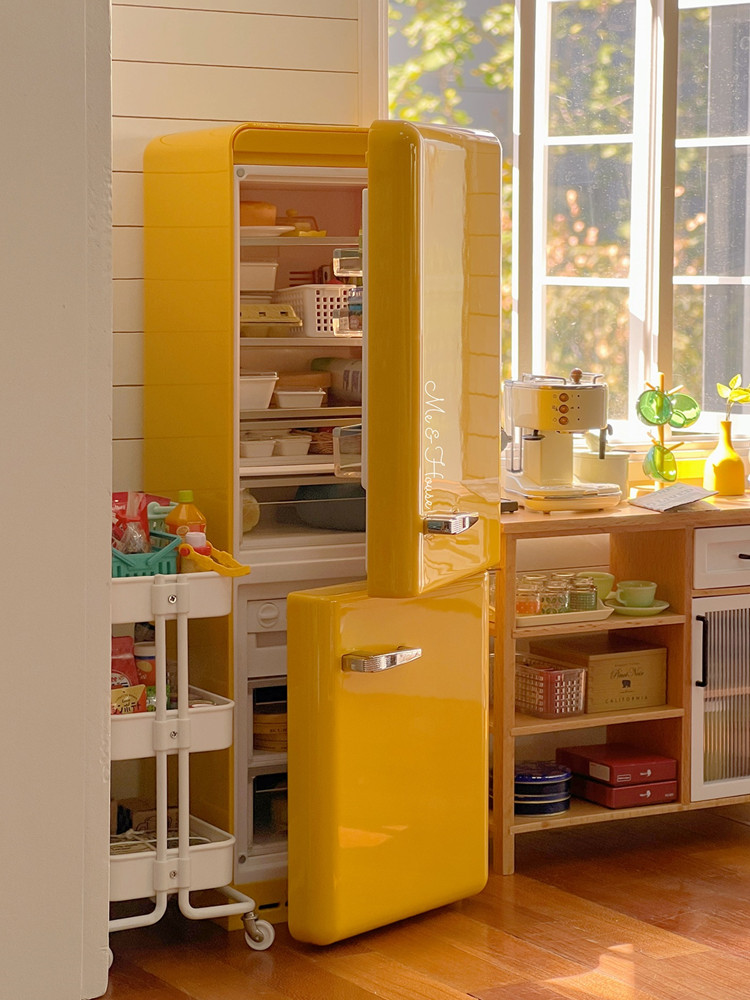 Réfrigérateur en métal avec lu - Kitchen Q avis et prix